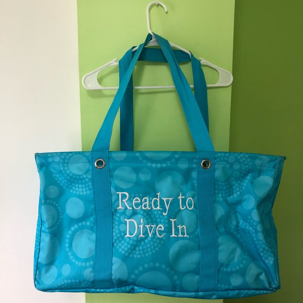Thirty-one Gifts Beach/Pool Tote❗️🏖💦